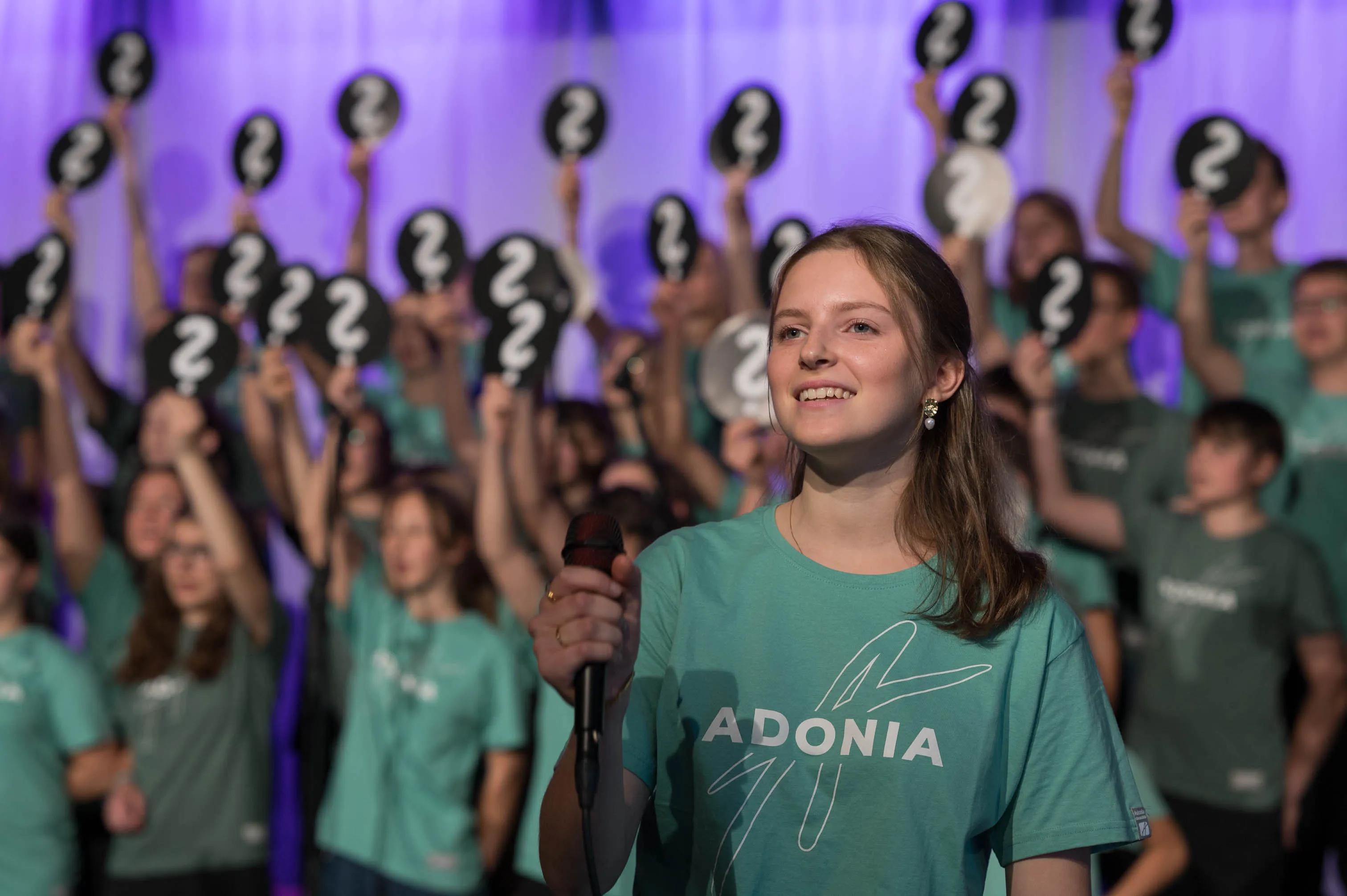 20251029_3124_Adonia_LQ