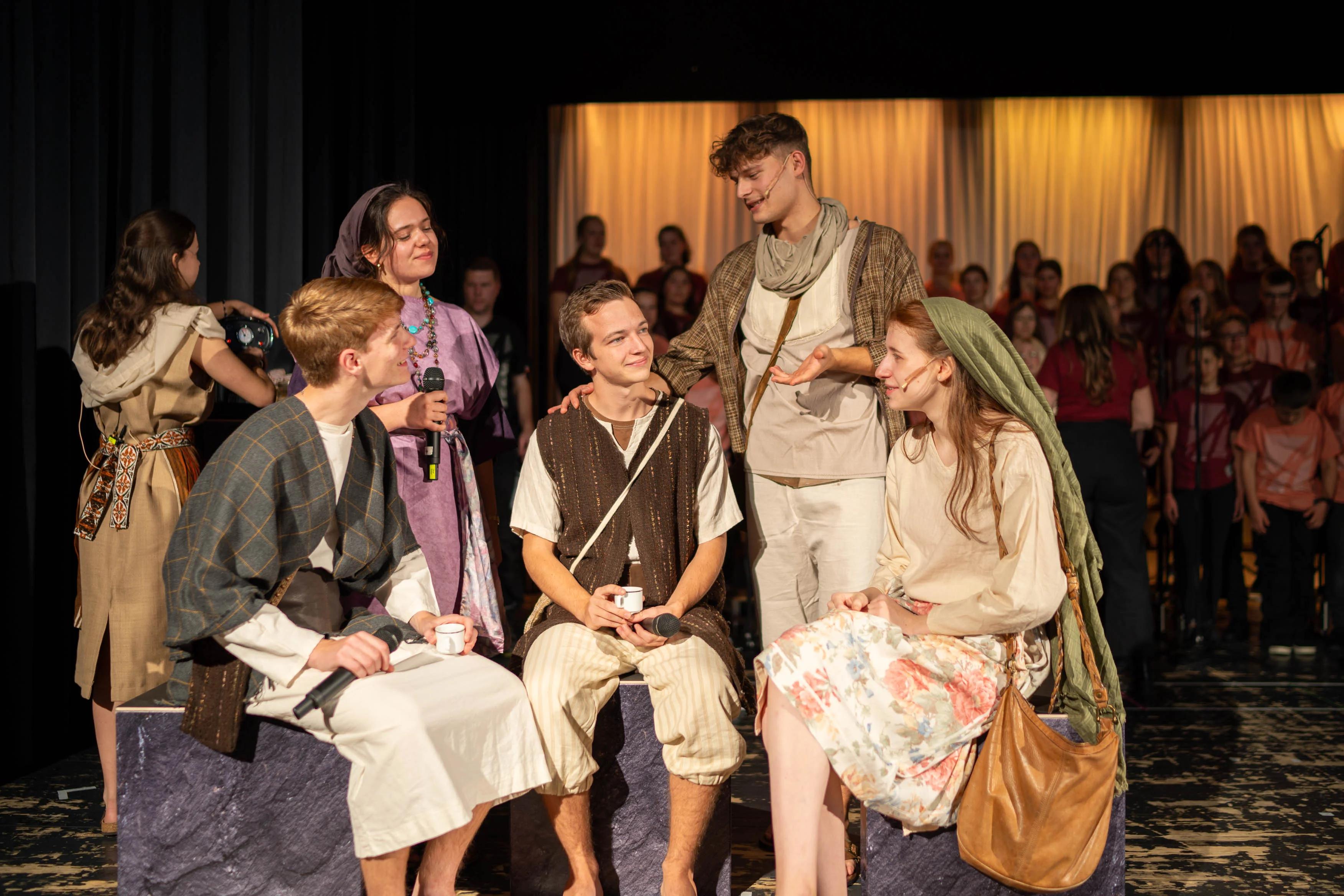 00253_Adonia_2023_LQ