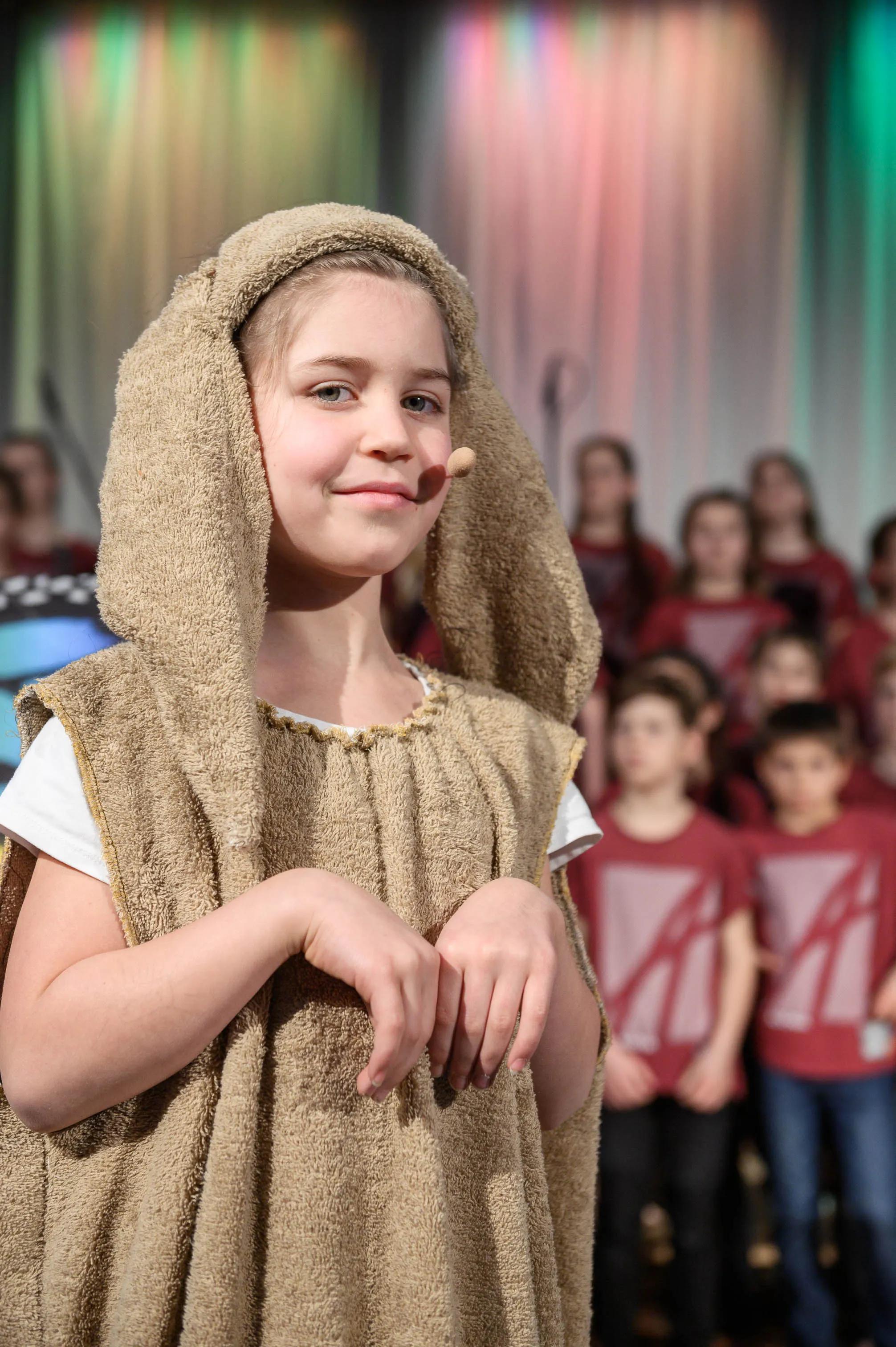 149616896_Adonia_2024_LQ