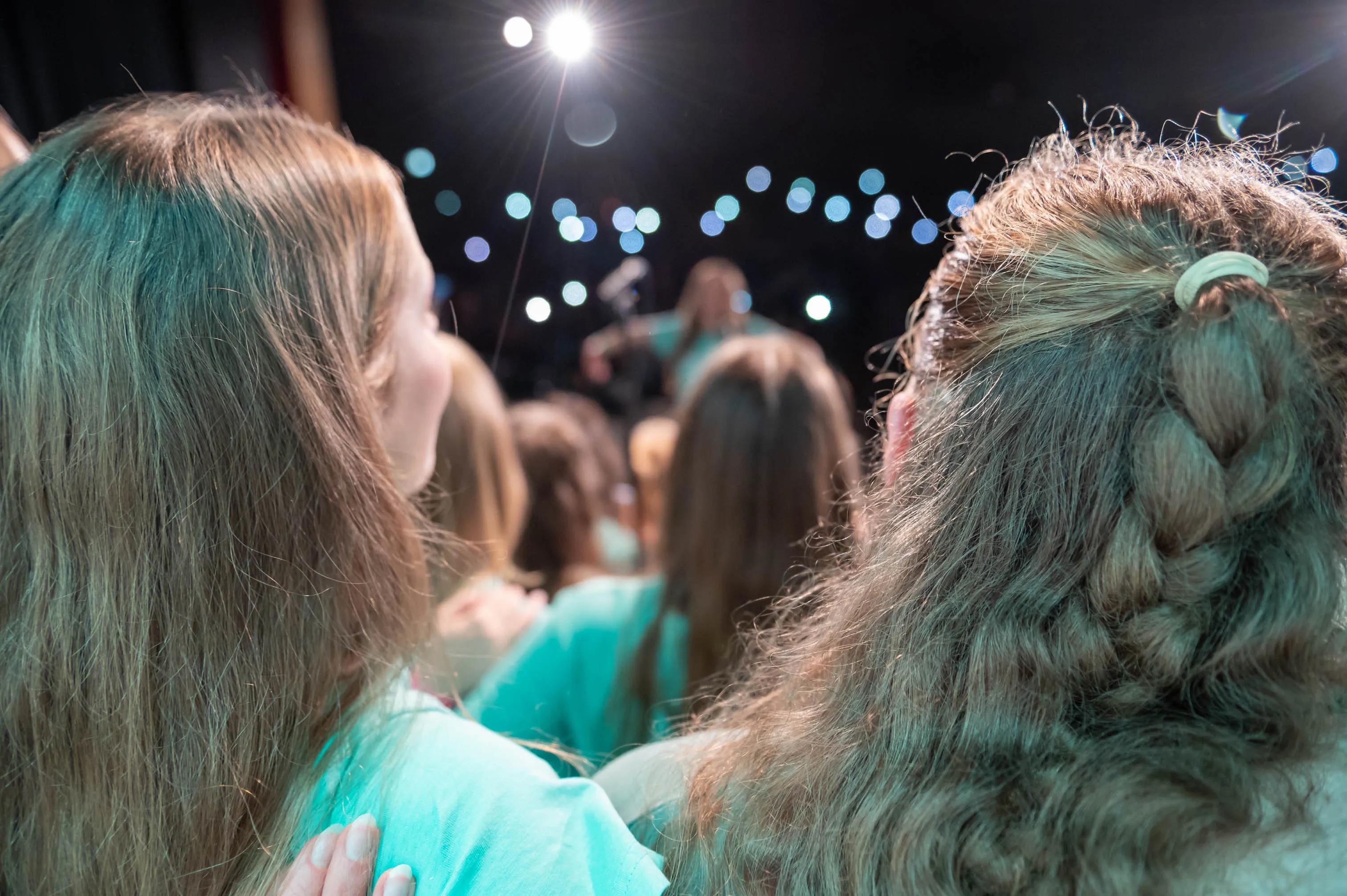 20241030_1352_Adonia_LQ