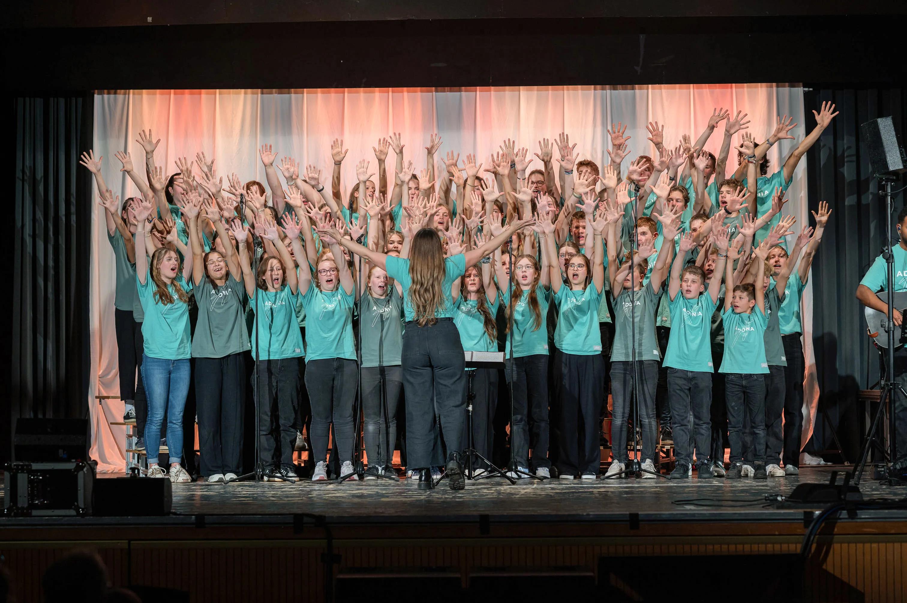 20241030_9726_Adonia_LQ 2