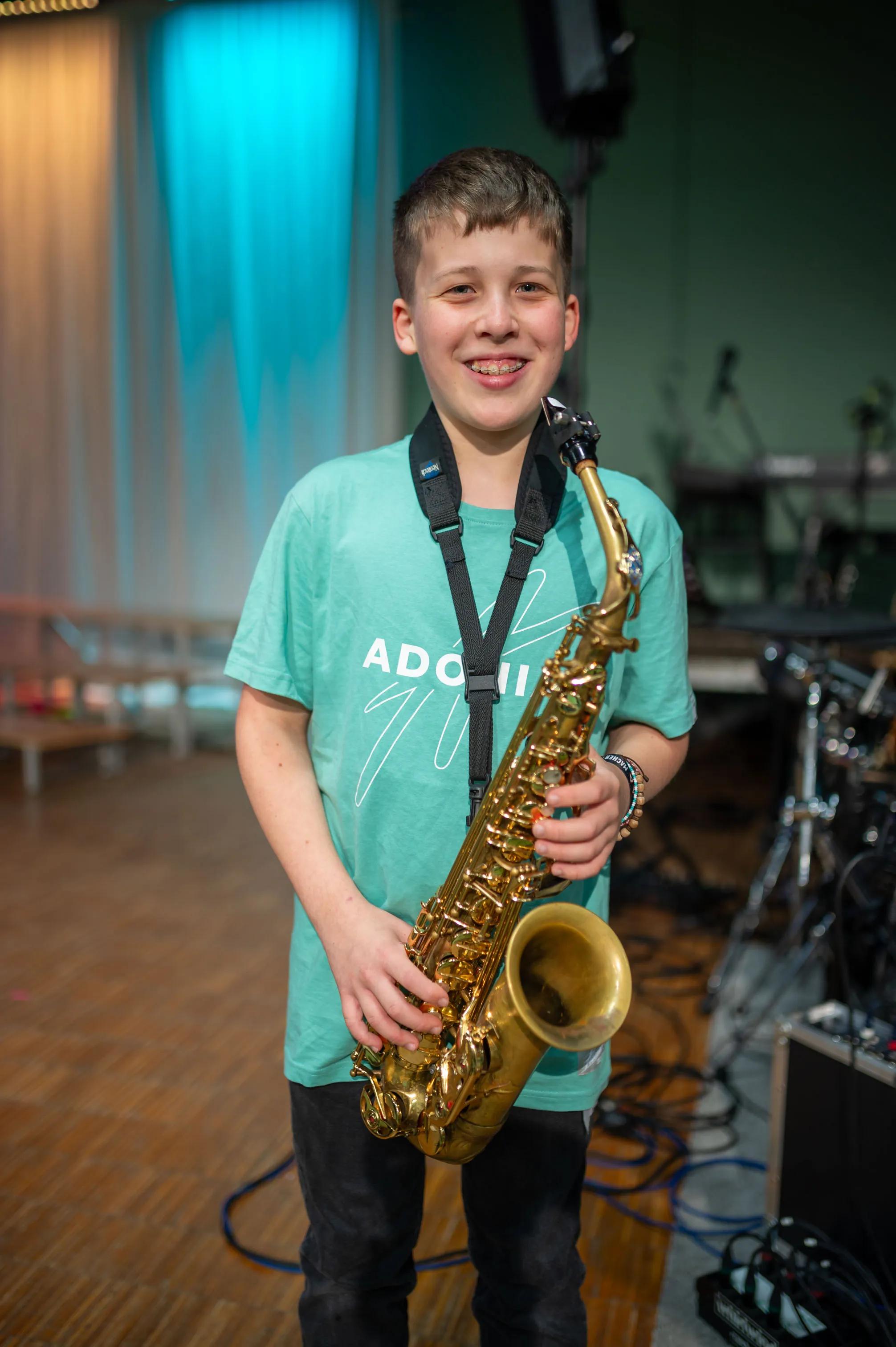 20241031_3053_Adonia_LQ