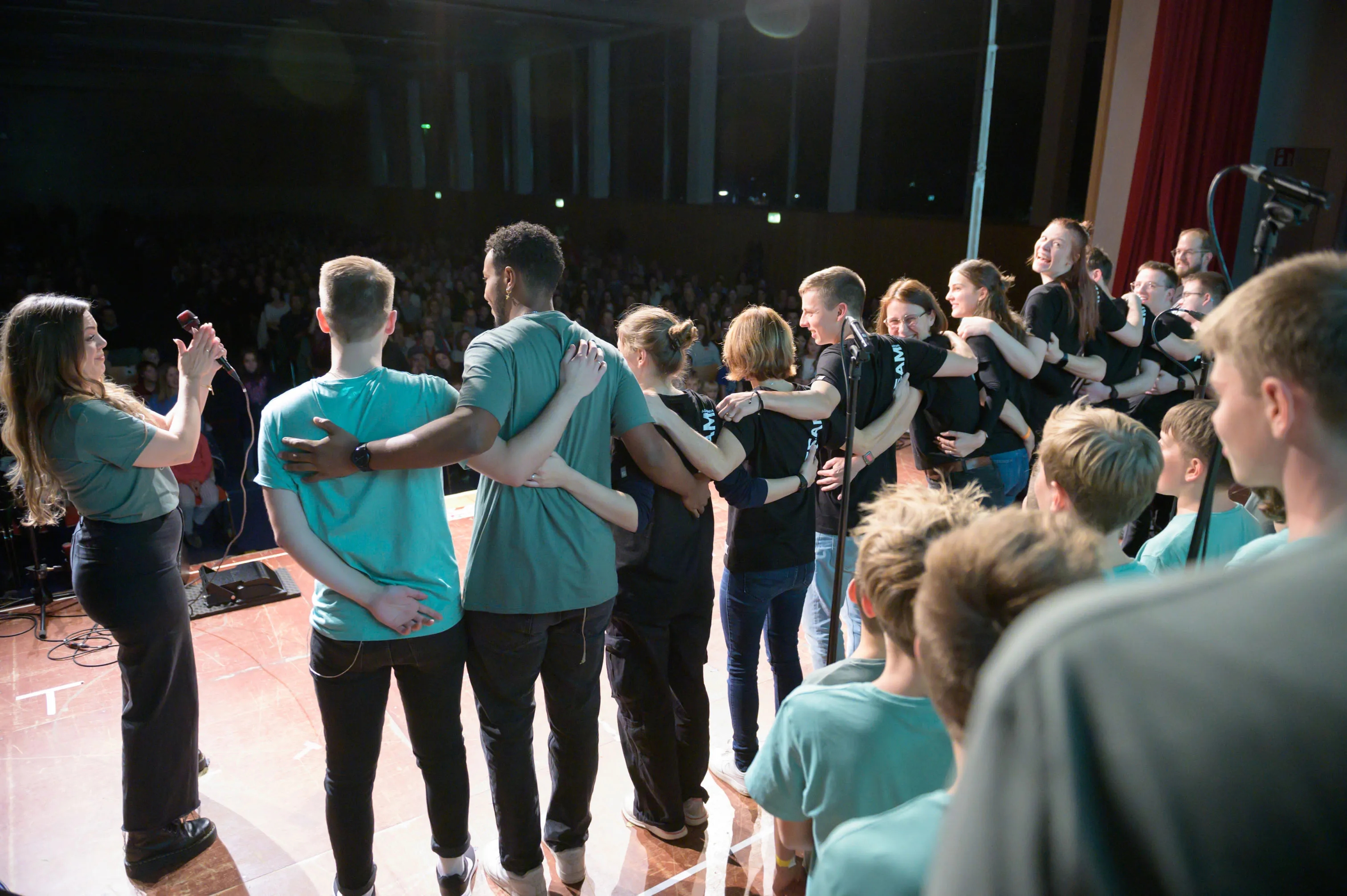 20241102_5692_Adonia_LQ