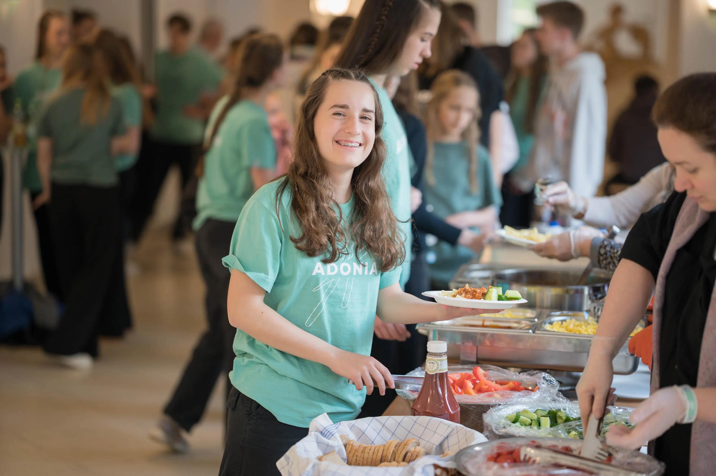 20250418_5540_Adonia_LQ