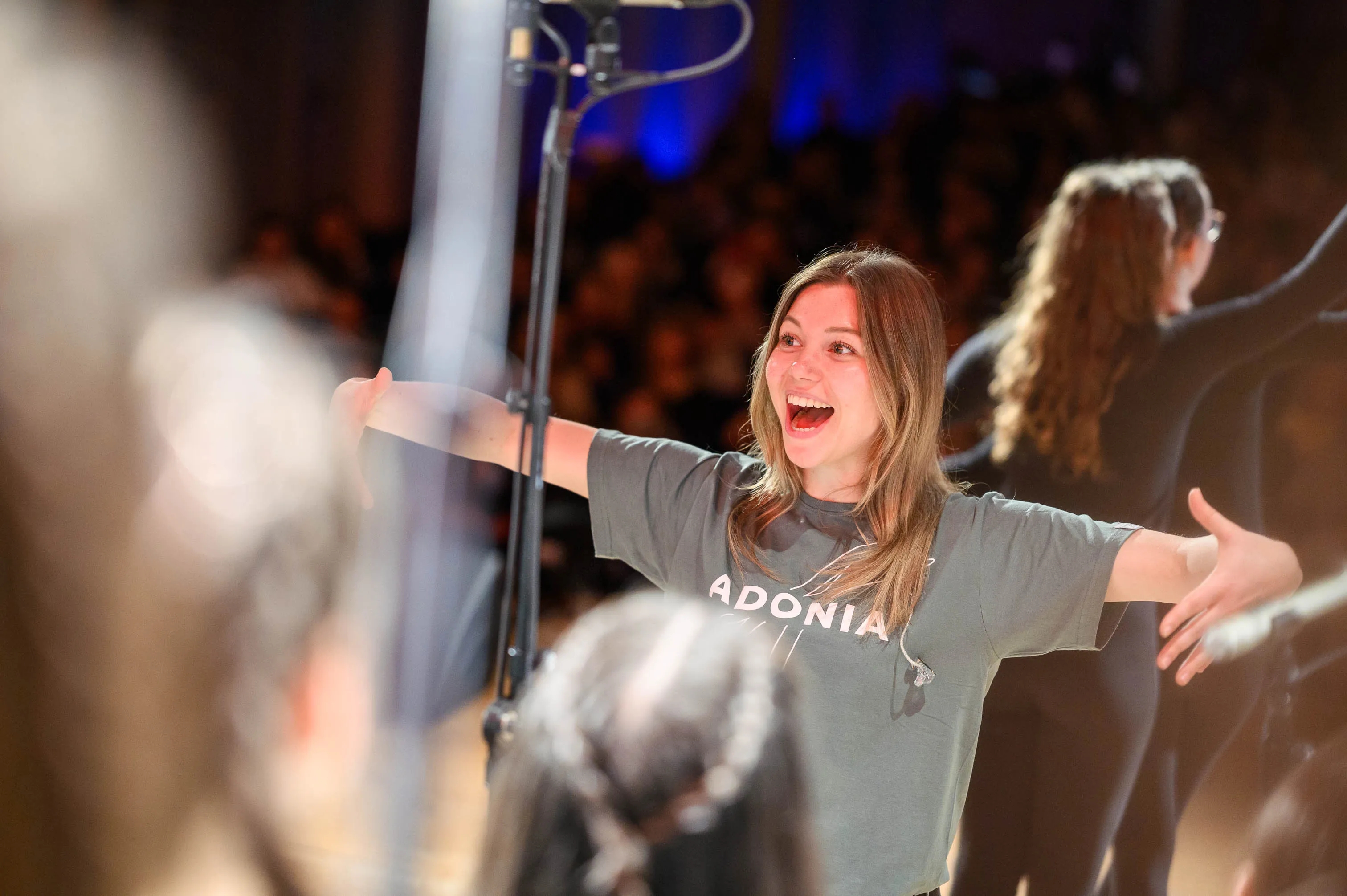 20250418_6767_Adonia_LQ