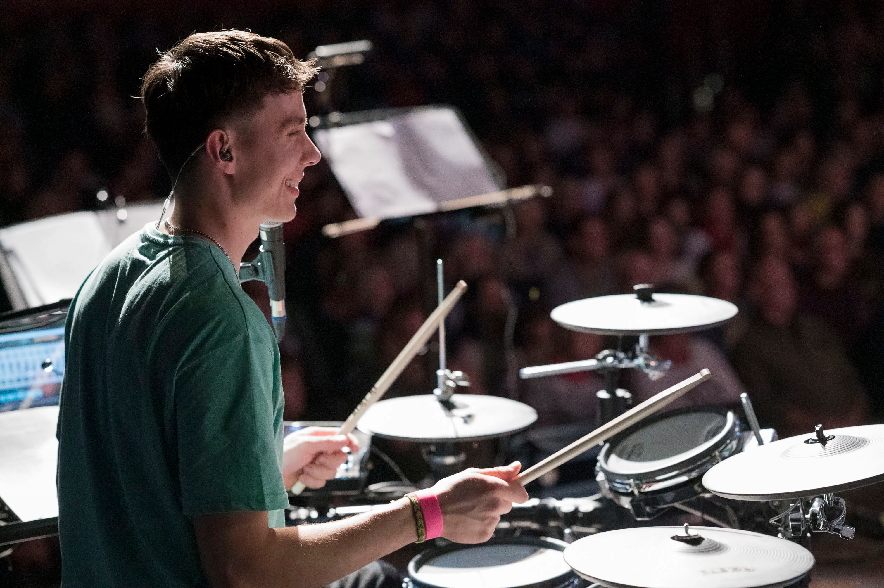 20250423_9833_Adonia_LQ-Schlagzeug